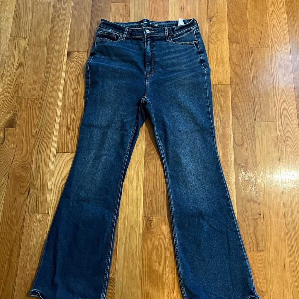 Old Navy high rise flare jeans size 12